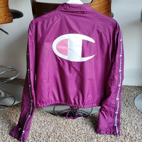Champion Heritage Windbreaker - Picture 2 of 5